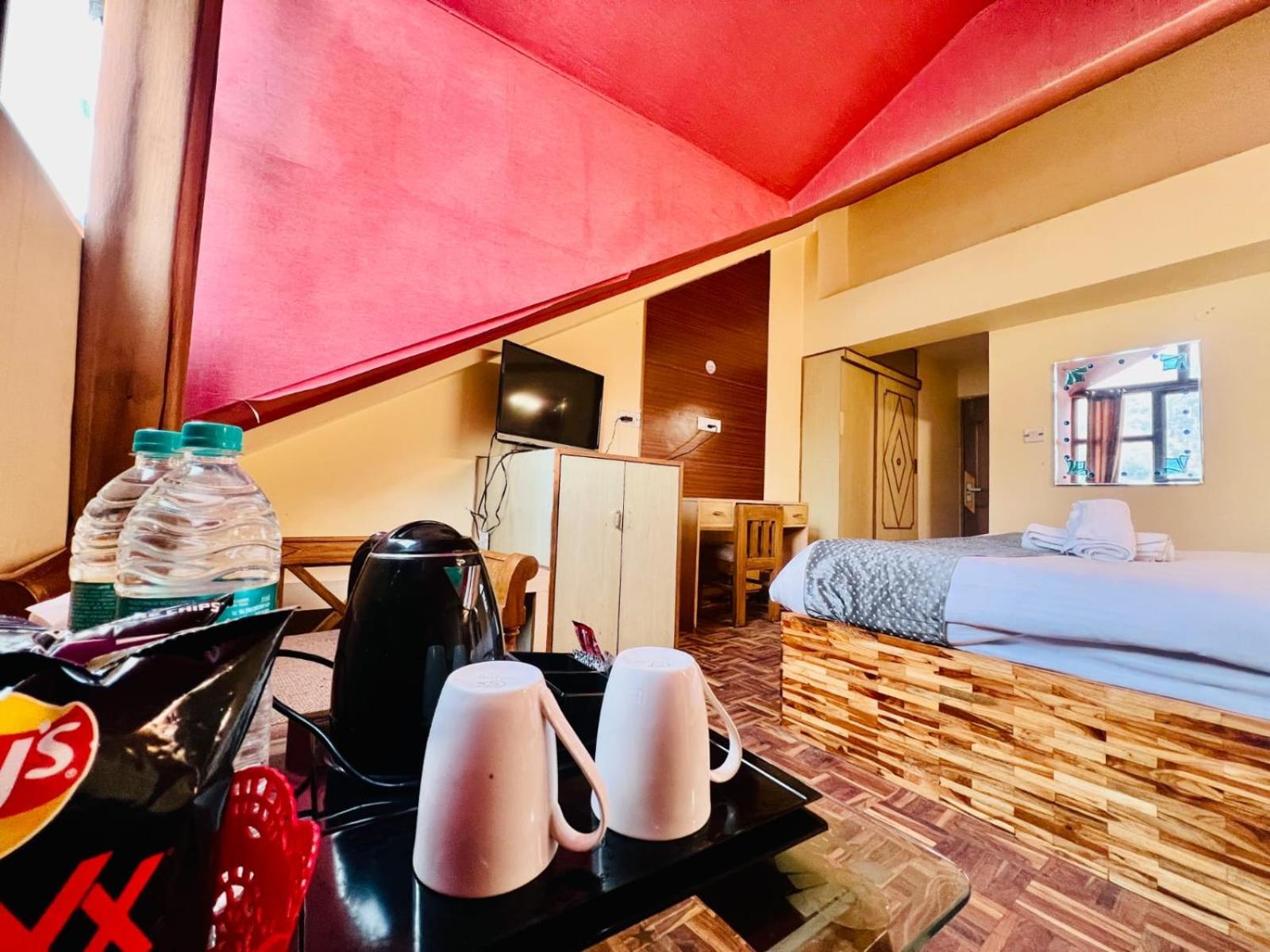Hotel Kalinga Grand - Luxury Comfort !! Travellers Delight !! Budget Friendly !! Prime Location !! Guest Favourite Manāli Exteriör bild